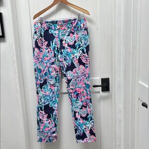 Lilly Pulitzer Callahan Chino Pants in Caught Up